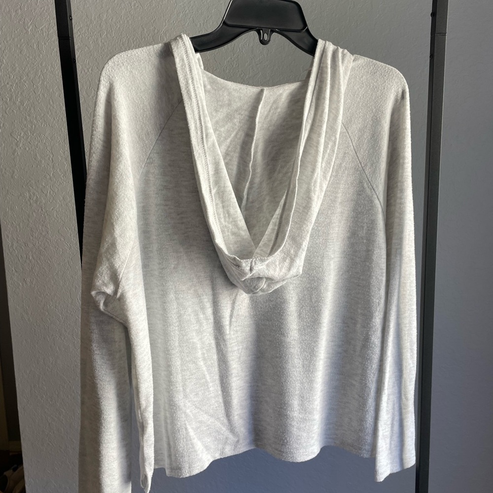 Light Weight Pullover - image 4